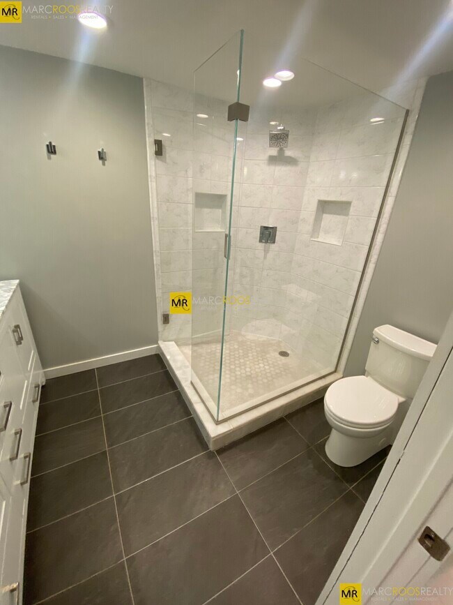 Building Photo - 469 Massachusetts Ave