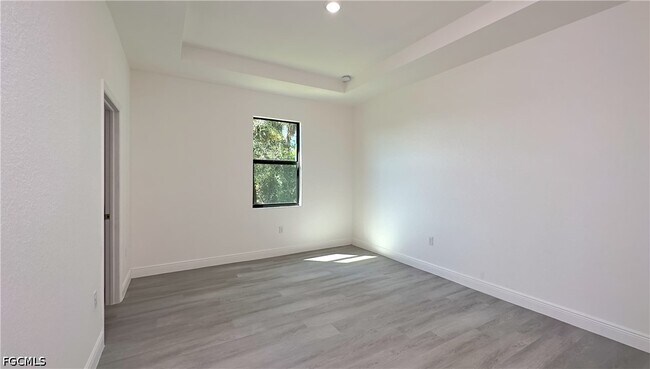 Building Photo - 9020 Green Cir