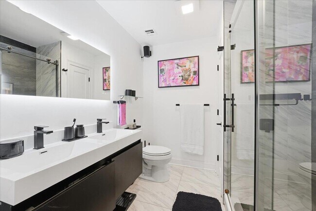 Building Photo - 109 Shearwater Ct E