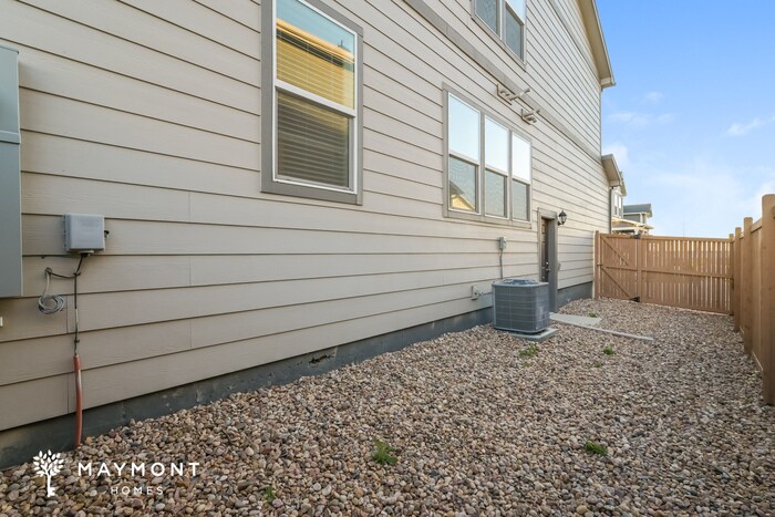 Building Photo - 13581 Oneida Ln