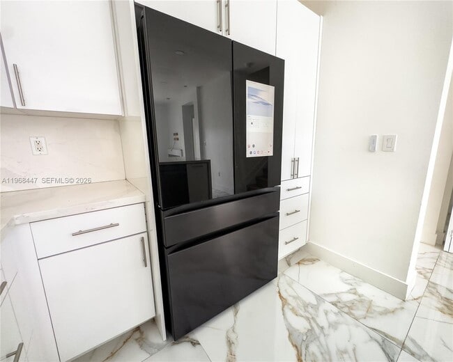 Building Photo - 10728 NW 76th Ln