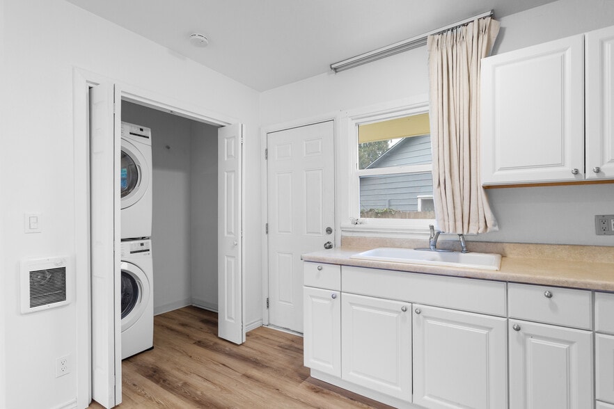 Building Photo - 2811 Watson Ave