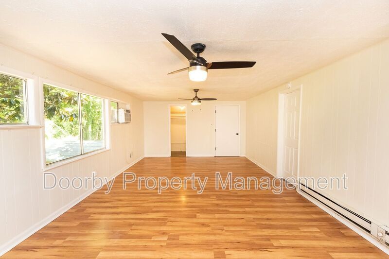 Building Photo - 5270 Rotary Dr