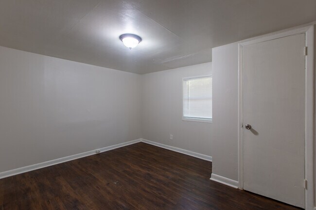 Building Photo - 5226 Potomac Ave