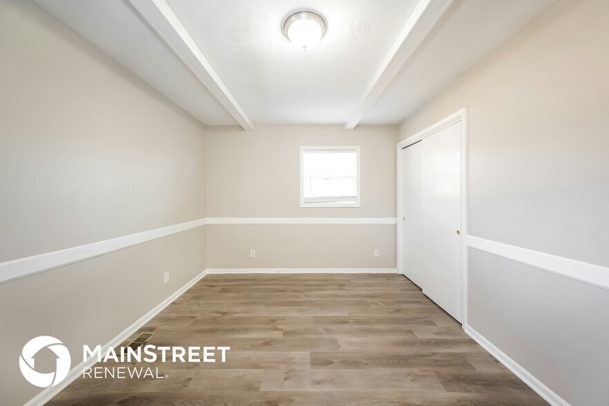 Building Photo - 4123 Ridgeway Dr