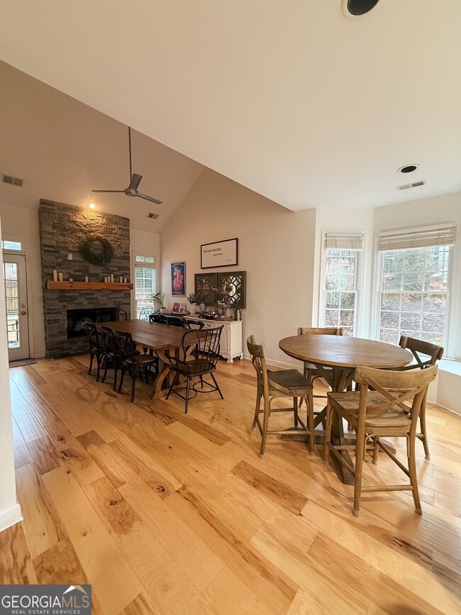 Building Photo - 109 Holly Springs Dr