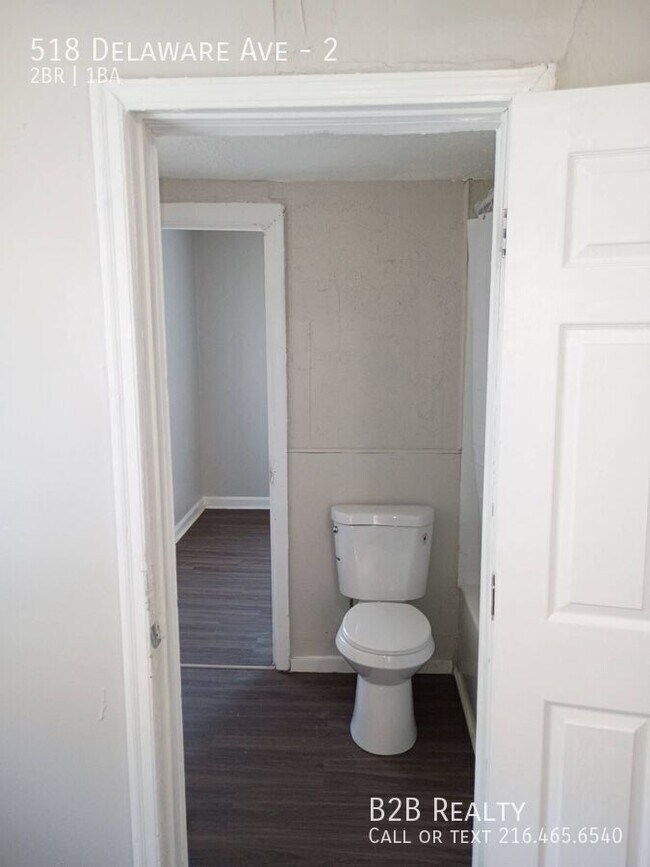 Building Photo - 518 Delaware Ave