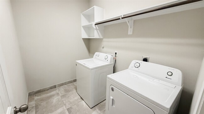 Building Photo - 29662 Yaupon Shore Dr