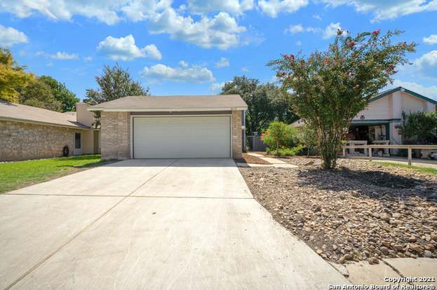 Building Photo - 8032 Laurel Bend