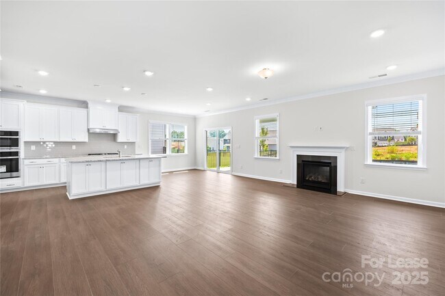 Building Photo - 9008 Catboat St