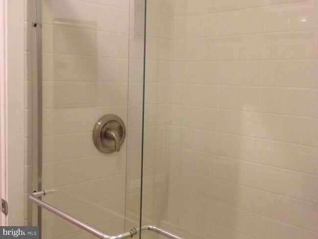 Building Photo - 503 S 52nd St