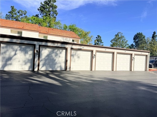 Building Photo - 770 Tuolumne Ave