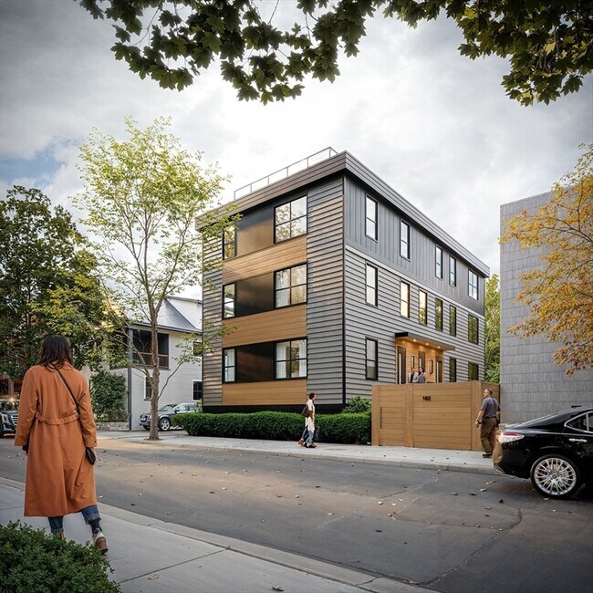 Building Photo - 182 Tremont St