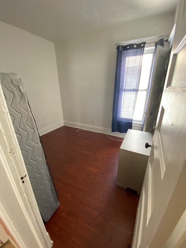 Building Photo - 1122 Willett St