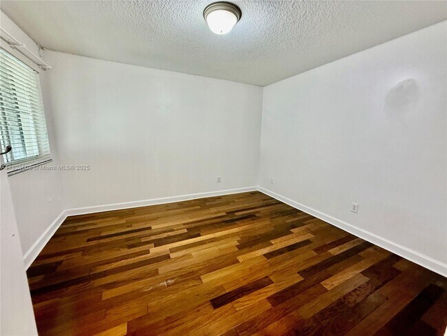 Building Photo - 9457 NW 47th Terrace
