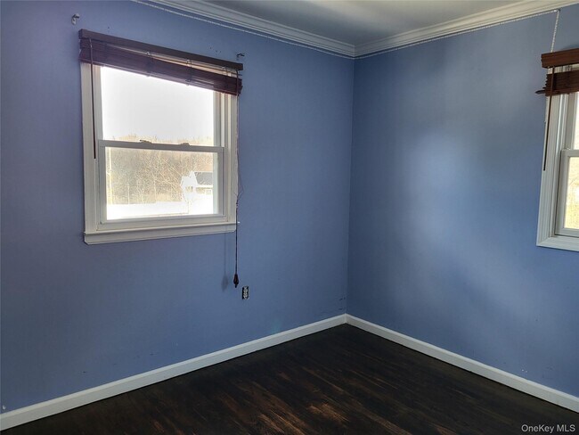 Building Photo - 20 Scott Dr