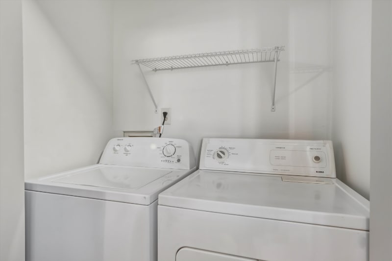 Building Photo - 8329 Derbyshire Pl