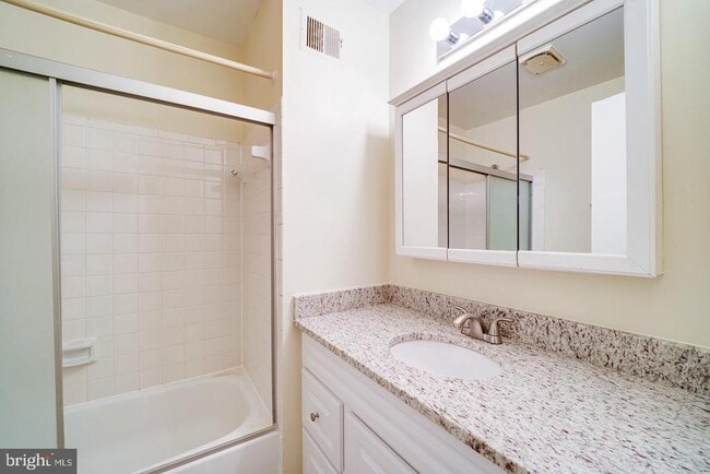 Building Photo - 7476 Adams Park Ct