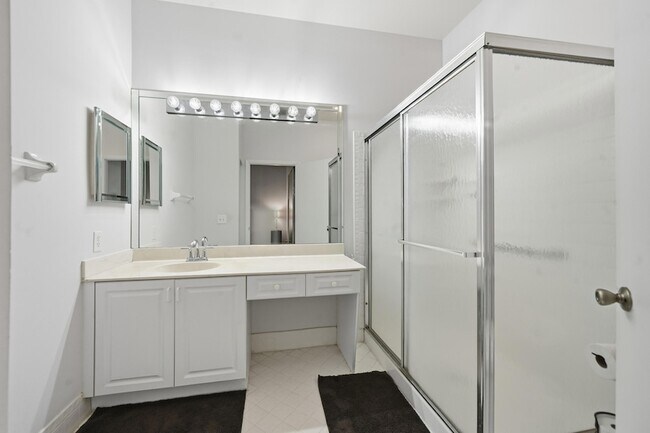 Building Photo - 5395 Firenze Dr