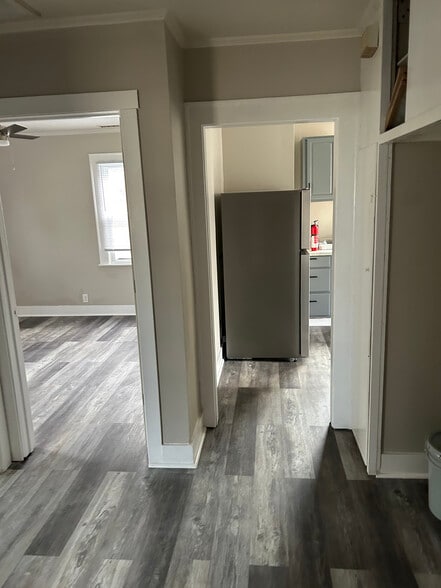 Building Photo - 1605 Hanover Rd