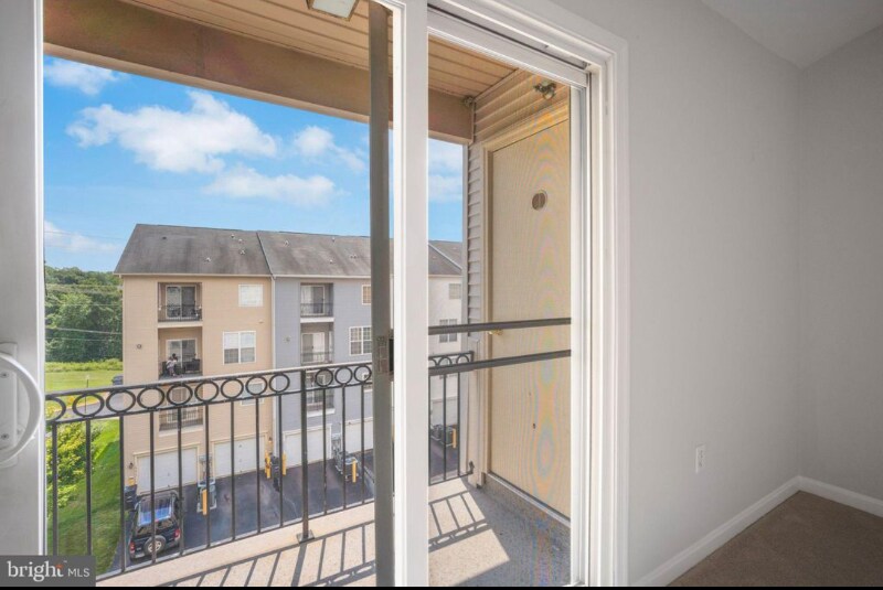 Building Photo - 15504 John Diskin Cir