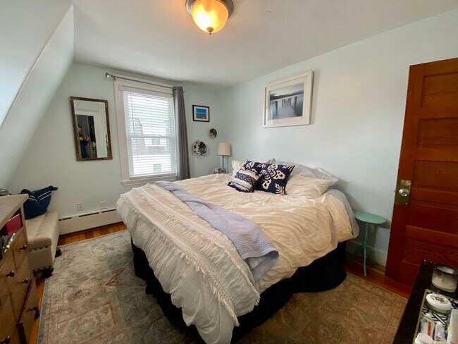 Building Photo - 482 Beale St