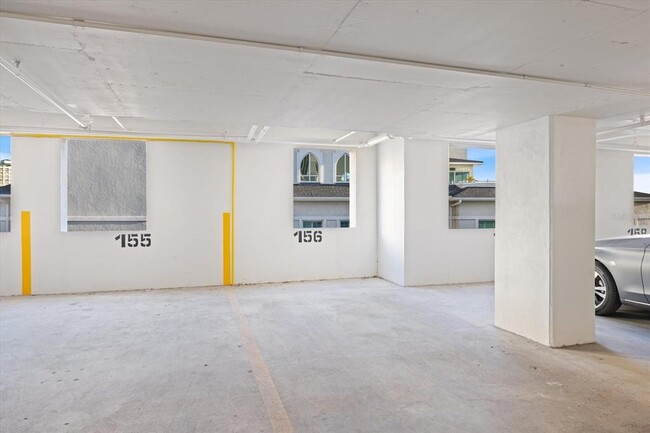 Building Photo - 101 S Gulfstream Ave