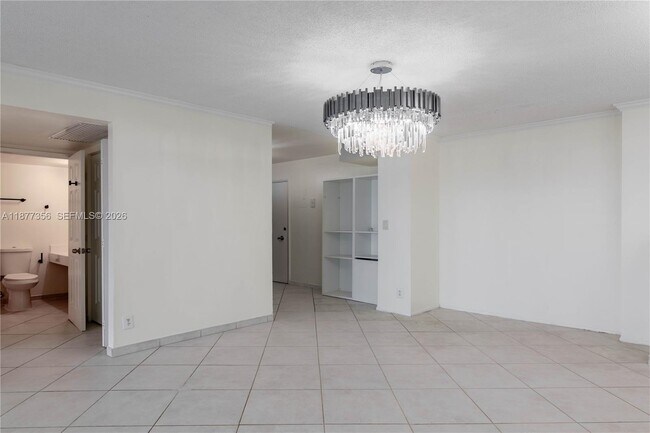 Building Photo - 6770 Indian Creek Dr