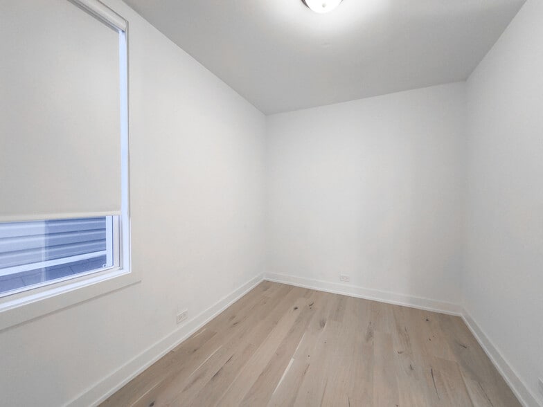 Building Photo - 2129 N Bingham St