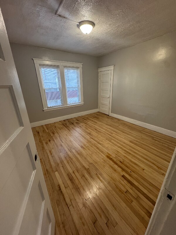 Building Photo - 39 Stanton St