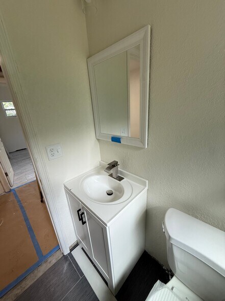 Building Photo - 309 Ivy St