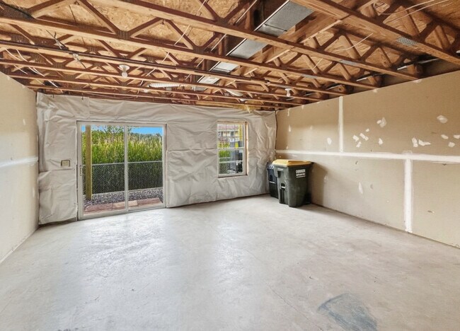 Building Photo - 3607 Harbor Rd