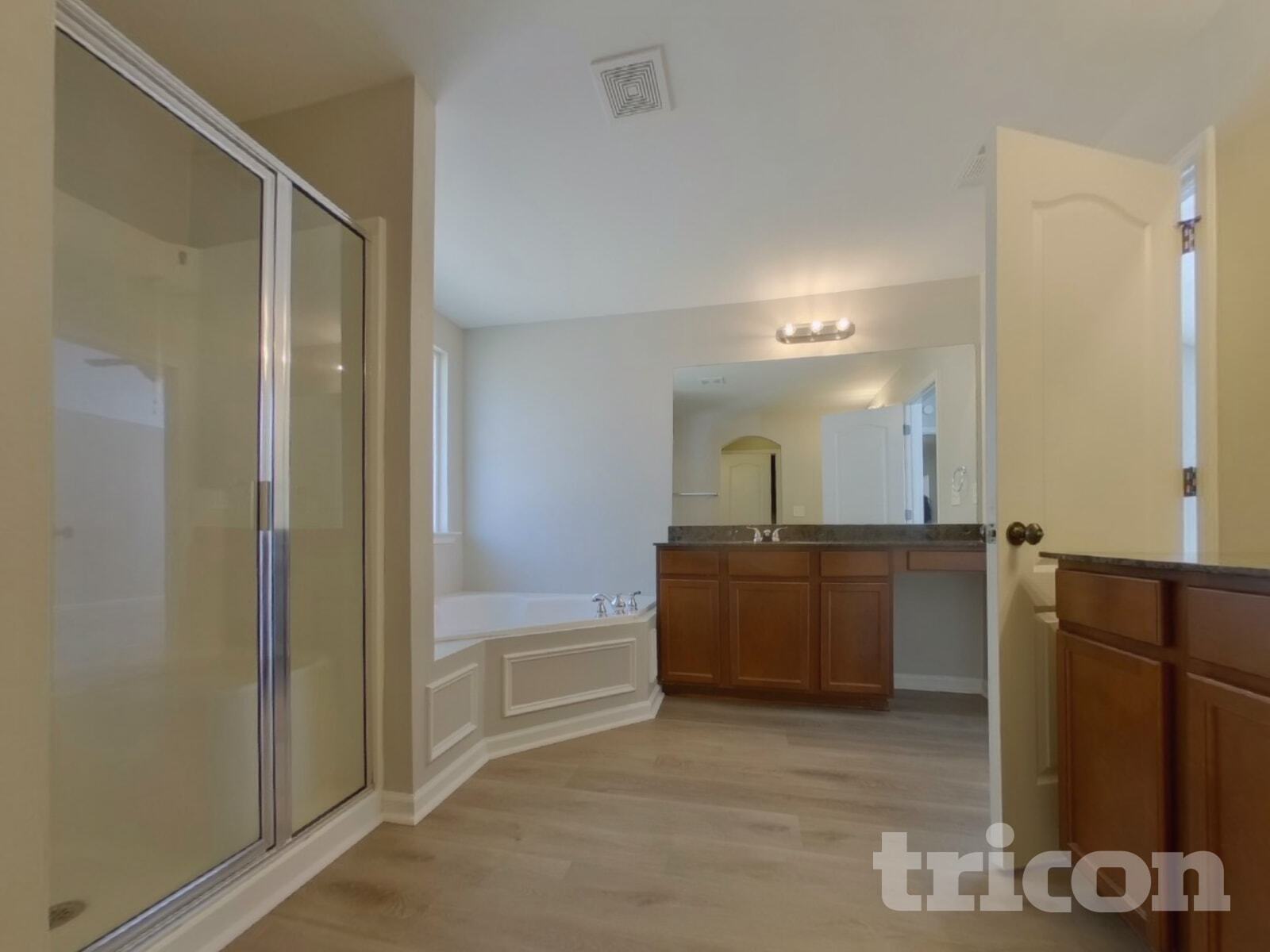 Building Photo - 808 Wade Farm Dr