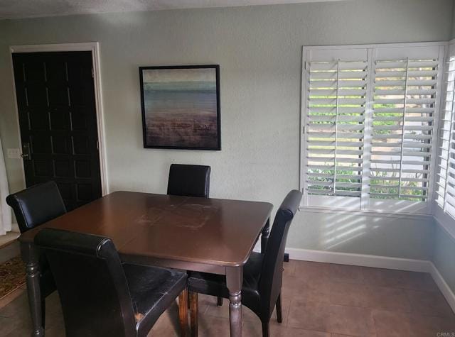 Building Photo - 4531 Chateau Dr