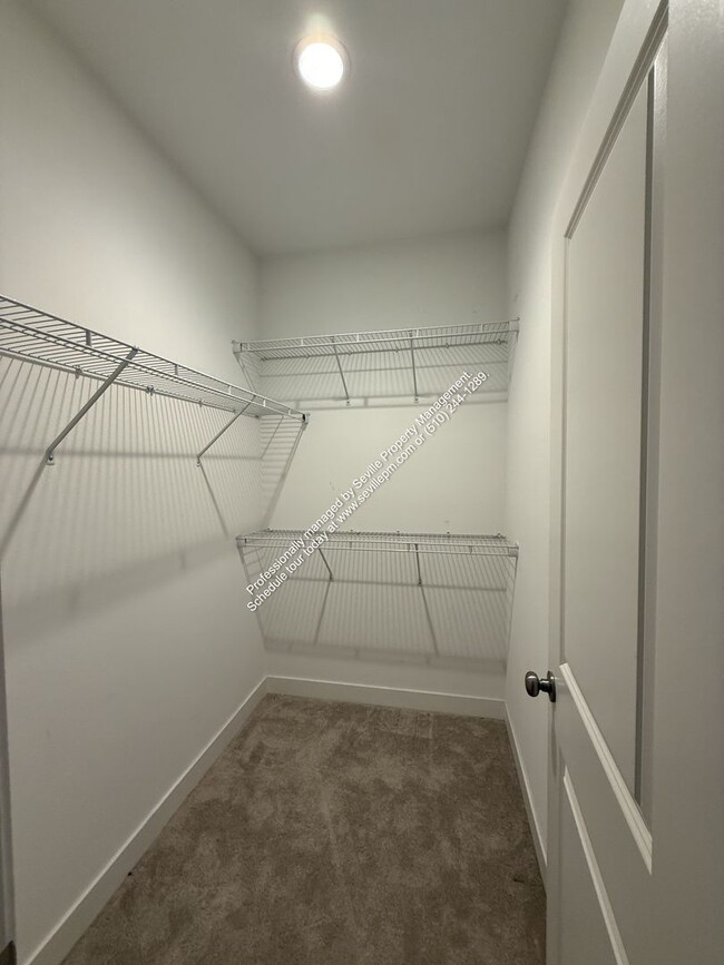 Building Photo - 02/2026