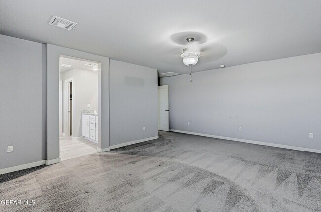 Building Photo - 3328 David Palacio Dr