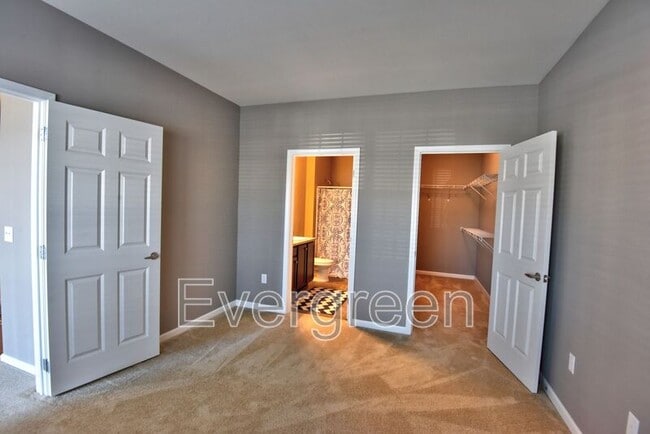 Building Photo - 619 Stockton Ridge