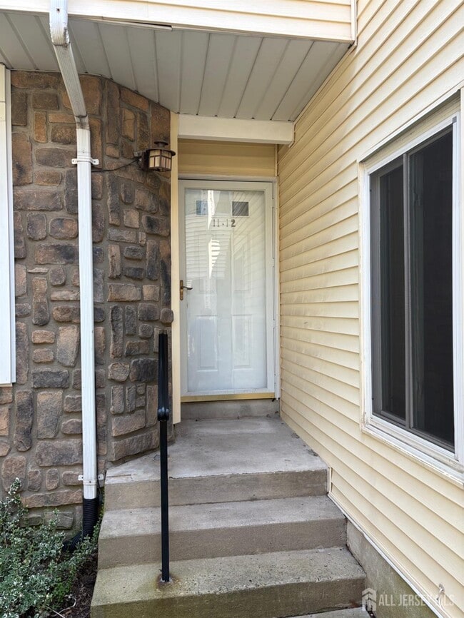 Building Photo - 1112 Schmidt Ln