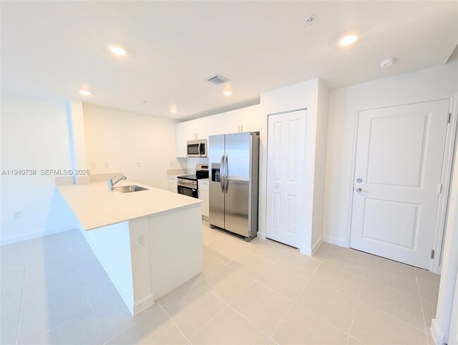 Building Photo - 15601 SW 280th St