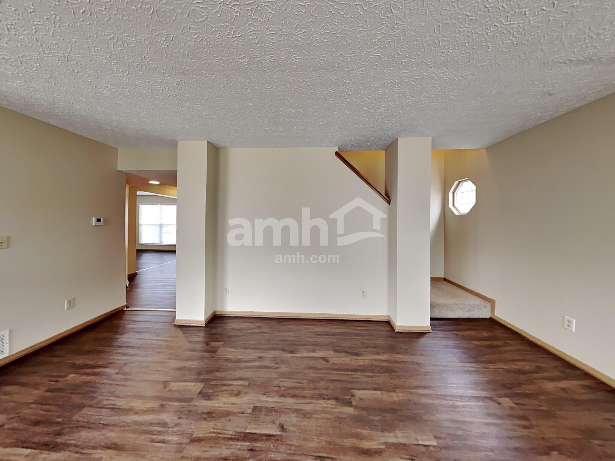 Building Photo - 5888 Gazelle Dr