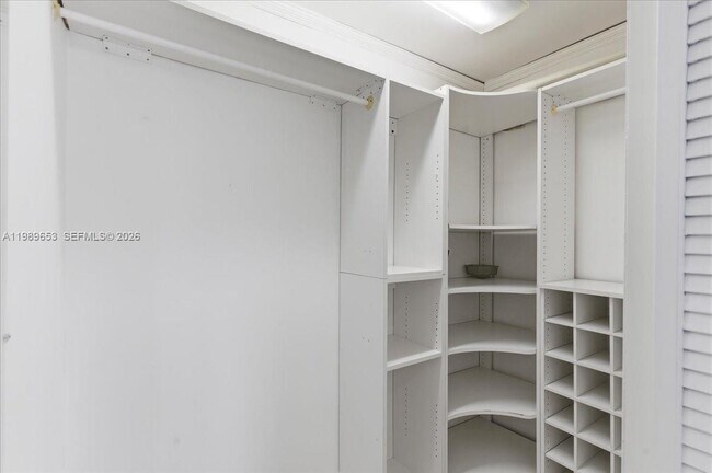 Building Photo - 1249 Biscaya Dr