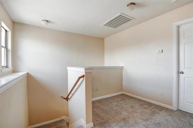 Building Photo - 575 S Virginia Hills Dr