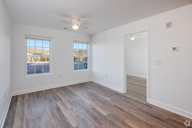 Building Photo - Hemingway Apartments