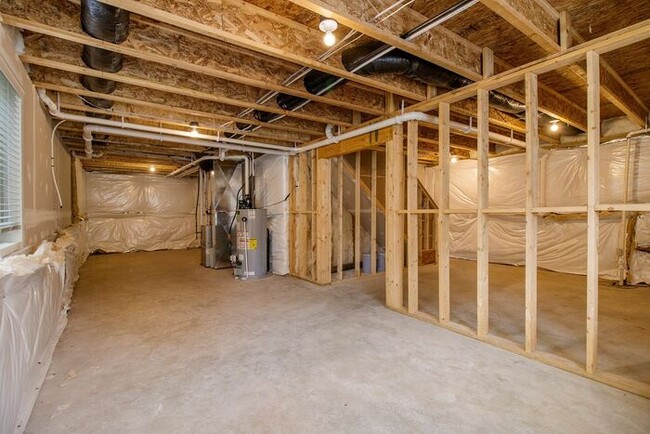 Building Photo - 10847 Carmen Oak Dr SE