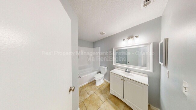 Building Photo - 714 Sugar Bay Way