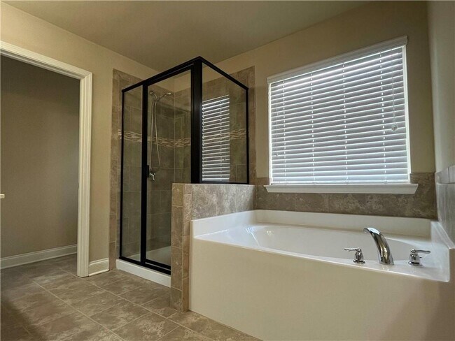 Building Photo - 2299 Misty Ivy Ct