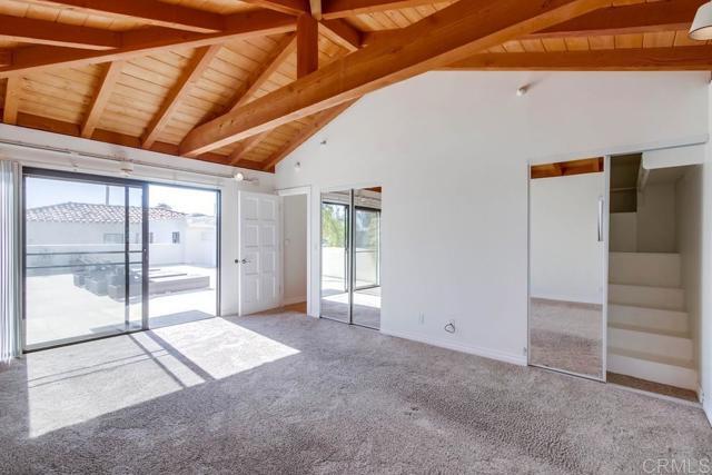 Building Photo - 694 Via De La Valle