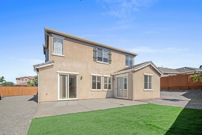 Building Photo - 4725 Sea Ridge Ct