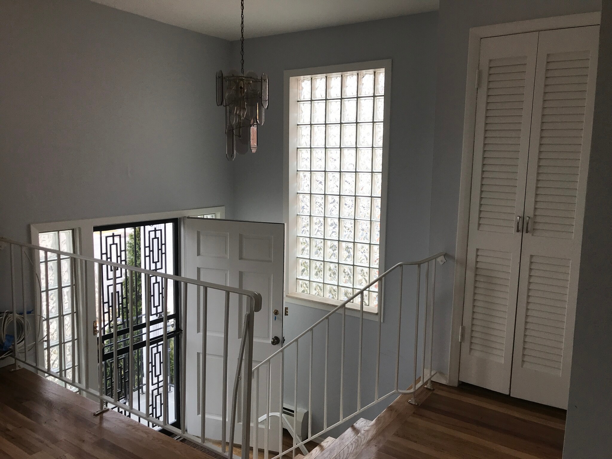 Entrance - 1843 Clintonville St