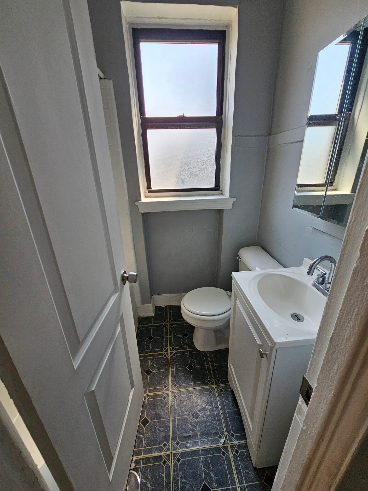 Building Photo - 4725 N Beacon St